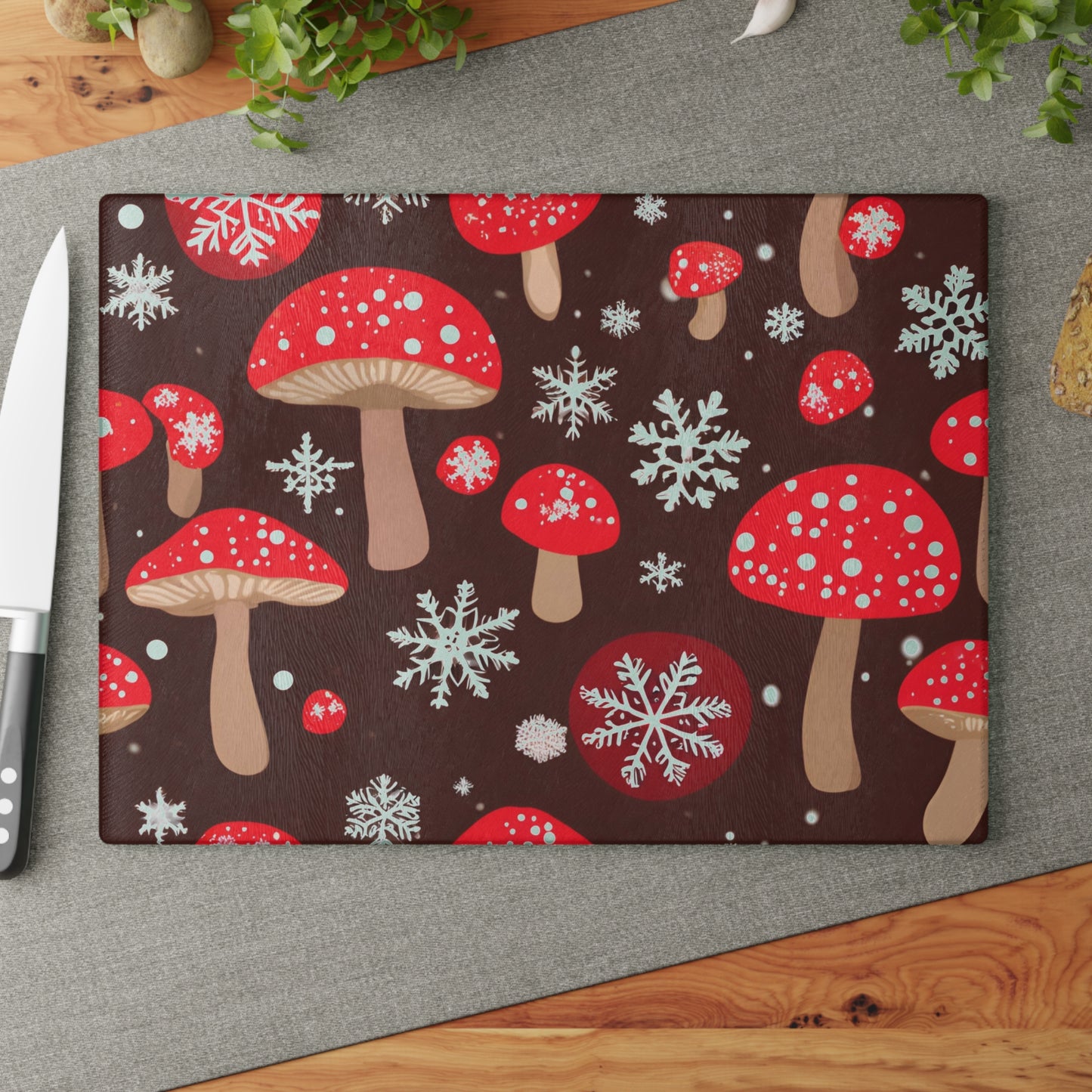 Festive Red Mushroom Christmas Glass Cutting Board – Brown Holiday Kitchen Decor With Snowflakes